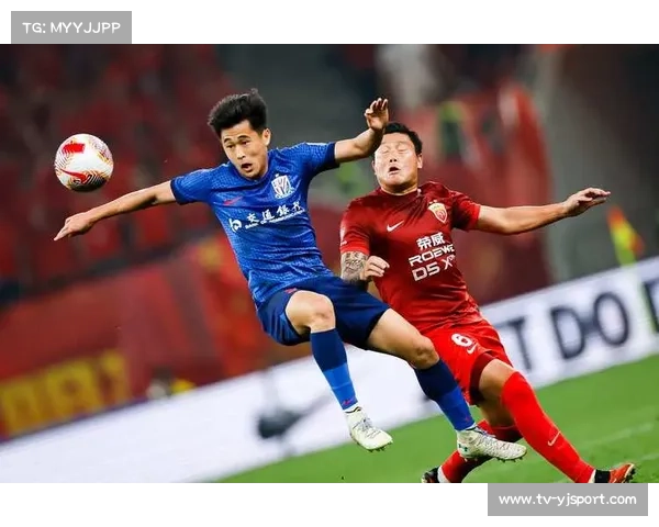 上海德比激烈内耗或成双刃剑,影响两队联赛争冠征程。 上海德比激烈内耗或成双刃剑,影响两队联赛争冠征程。